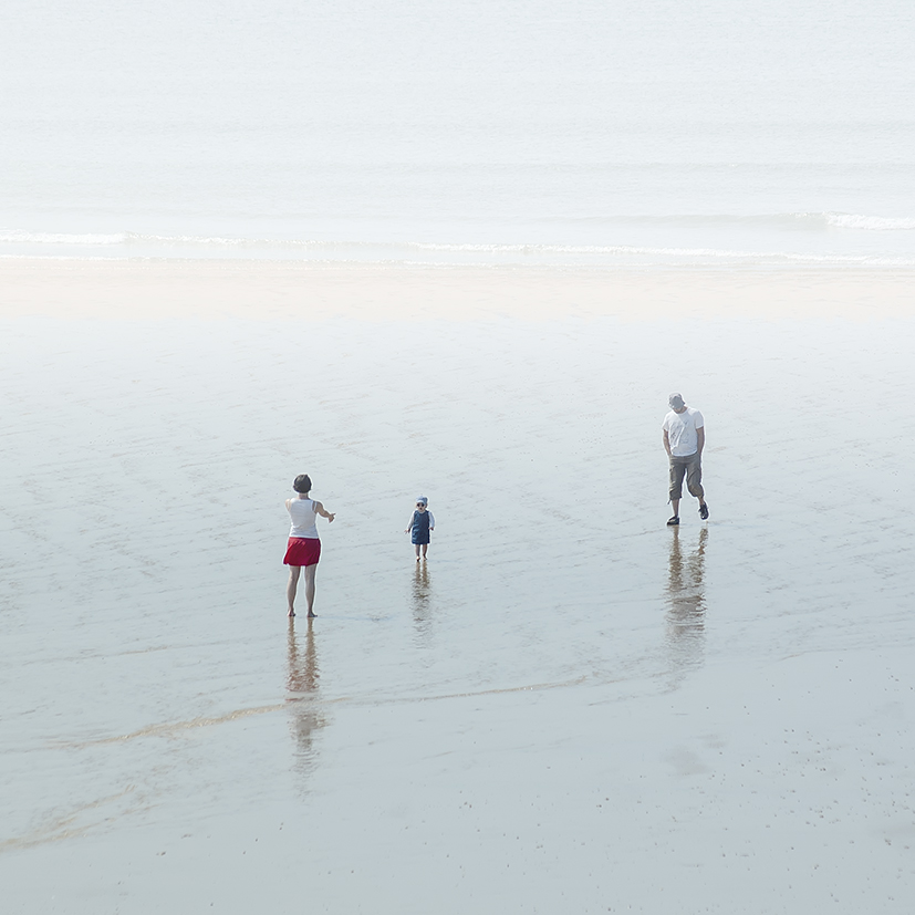 Meilleure image Couleur en Libre Famille a la plage de Chatelais Jean Louis